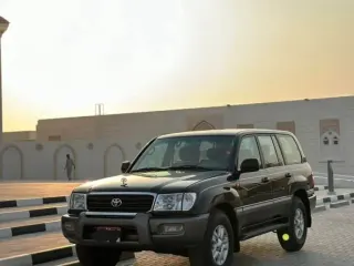 تويوتا لاند كروزر VXR 2000 — Auto Trader UAE