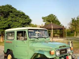 تويوتا لاند كروزر 1980 — Auto Trader UAE