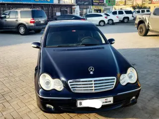مرسيدس بنز C Class 2003 — Auto Trader UAE