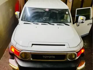 Toyota FJ Cruiser 2013 — Auto Trader UAE