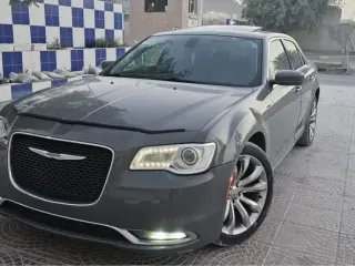 كرايسلر 300 2018 — Auto Trader UAE