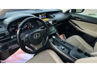 لكزس IS 200 2017 — Auto Trader UAE