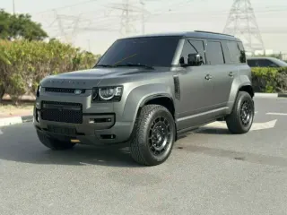 Land Rover Defender Octa 2025
