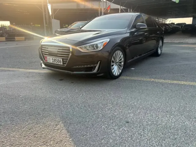 Genesis G90 2018