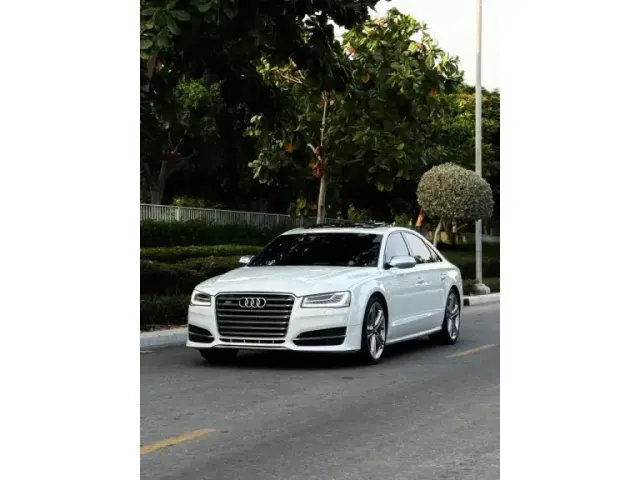 Audi S8 2015