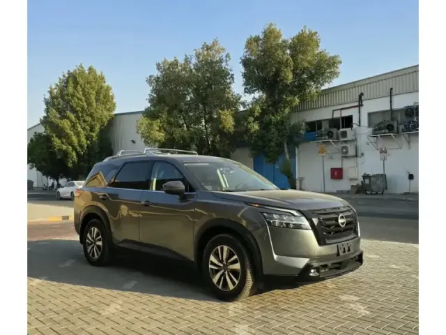 Nissan Pathfinder SL 2023