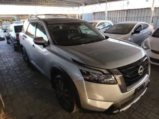 نيسان باثفايندر SL 2023 — Auto Trader UAE