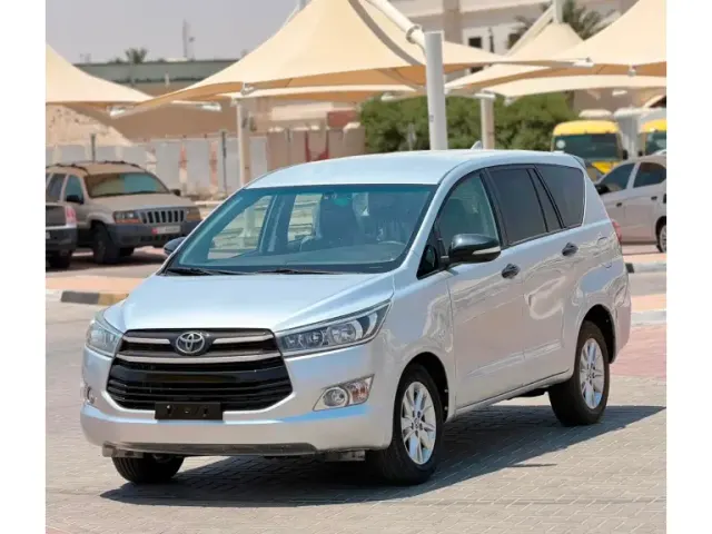 Toyota Innova GX 2023