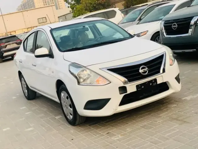 Nissan Sunny 2021