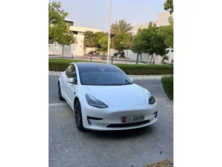 Tesla Model 3 2021 — Auto Trader UAE
