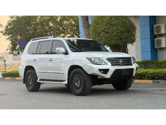 Lexus LX 570 2014