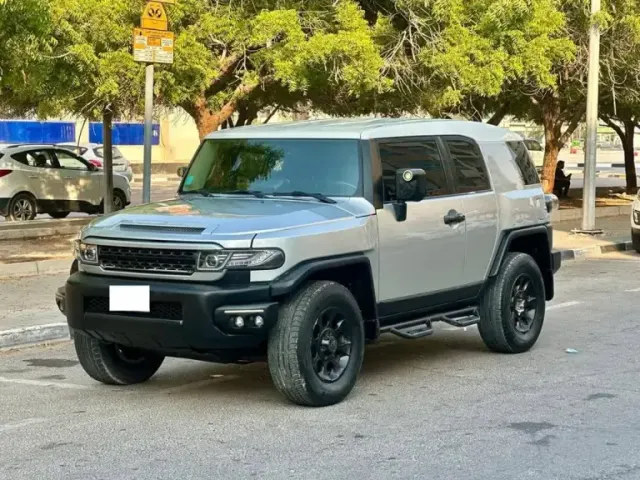 Toyota FJ Cruiser 2012