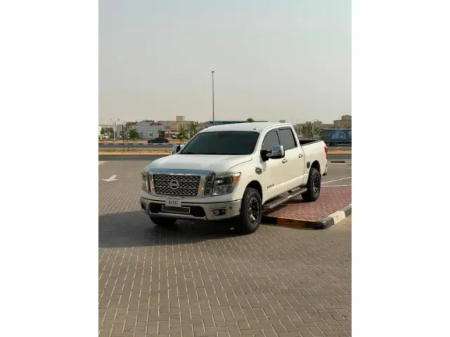 Nissan Titan 2018
