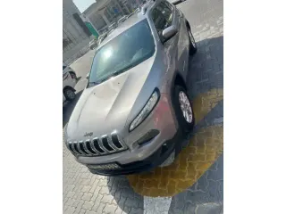جيب شيروكي 2016 — Auto Trader UAE