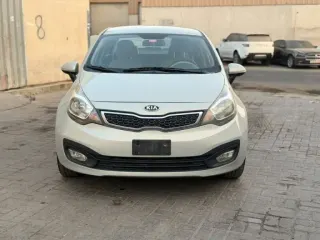 كيا ريو 2015 — Auto Trader UAE