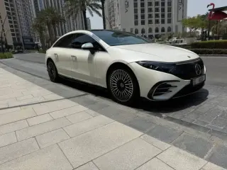 مرسيدس بنز Eqs 2022 — Auto Trader UAE