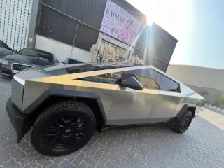 تيسلا Cybertruck 2024 — Auto Trader UAE
