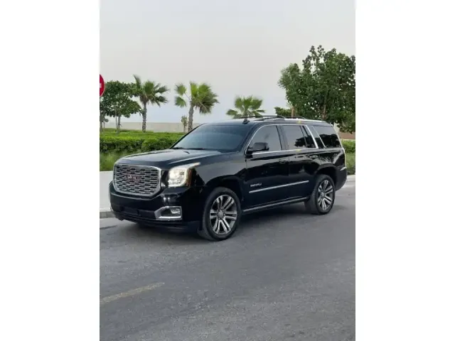 GMC Yukon Denali 2019