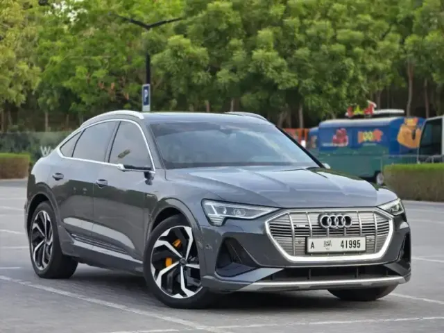 AUDI ETRONE 2020 GCC UNDER WARRANTY ( ELECTRIC CAR )