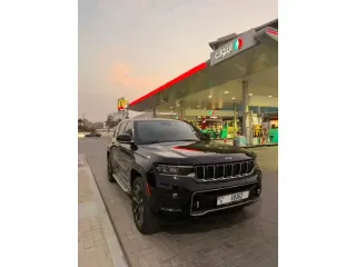 جيب جراند شيروكي Overland 2023 — Auto Trader UAE