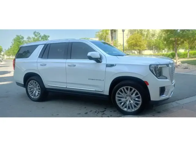 GMC Yukon Denali 2023