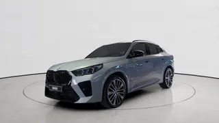 بي إم دبليو X2 2025 — DubiCars