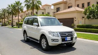 Mitsubishi Pajero 2017 — DubiCars