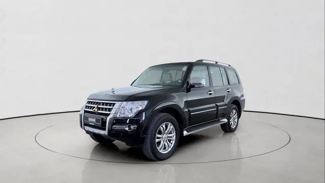 Mitsubishi Pajero 2020
