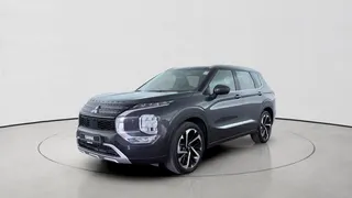 Mitsubishi Outlander 2025 — DubiCars