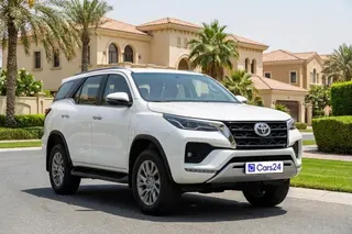 Toyota Fortuner VXR 2023 — DubiCars