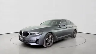 بي إم دبليو 5 Series 2022 — DubiCars