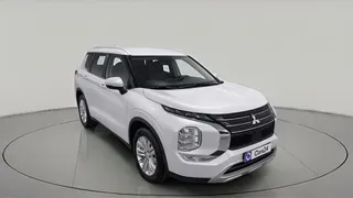 Mitsubishi Outlander 2025 — DubiCars