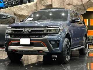 Ford Expedition 2022