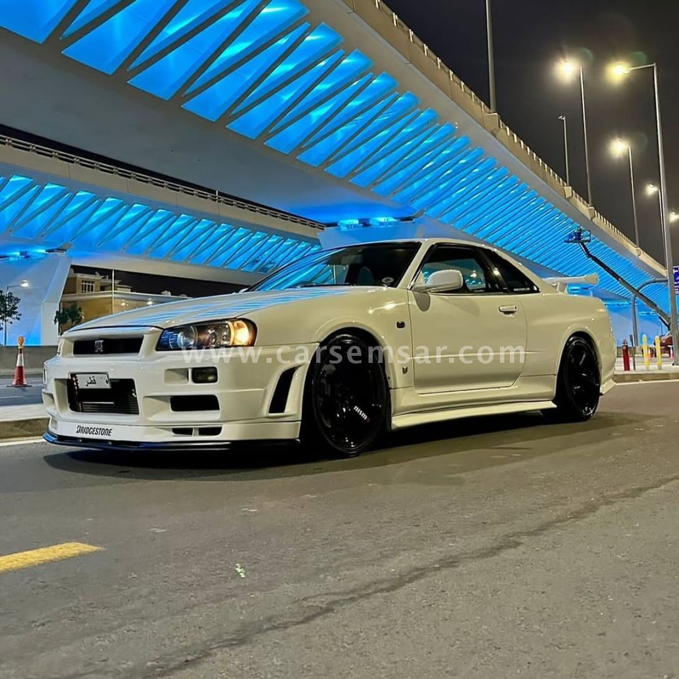 Nissan Skyline GT-R 2001 — CarSemsar
