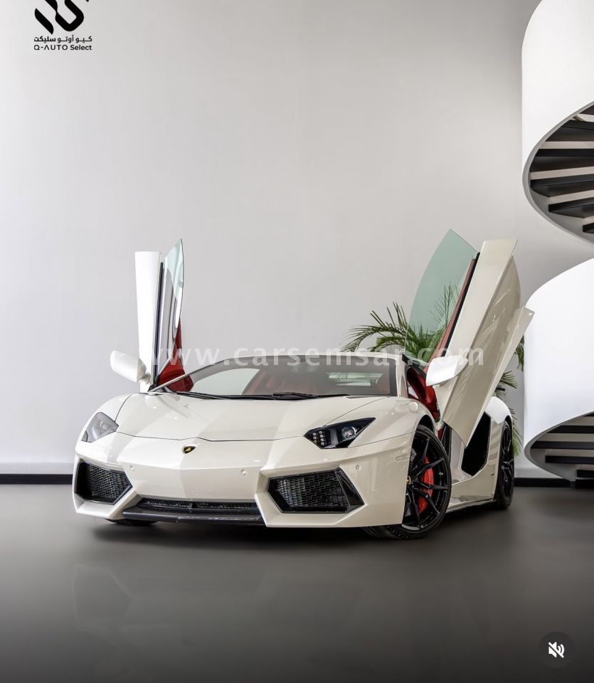 Lamborghini Aventador 2016 — CarSemsar