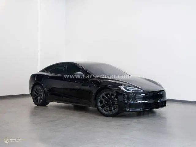 Tesla Model S 2022