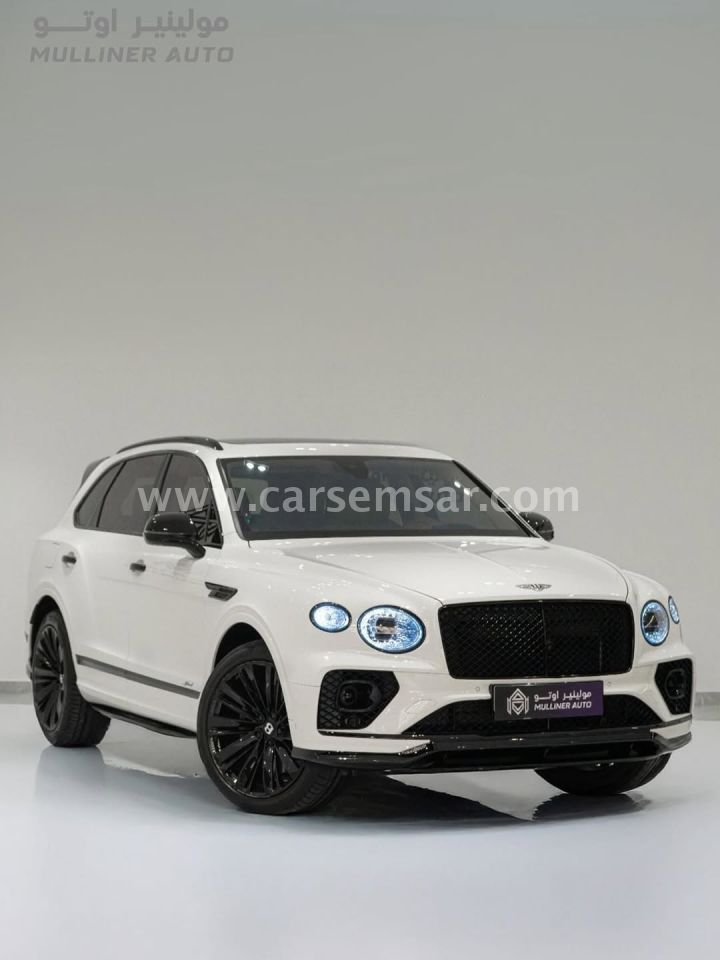 Bentley Bentayga 2022 — CarSemsar