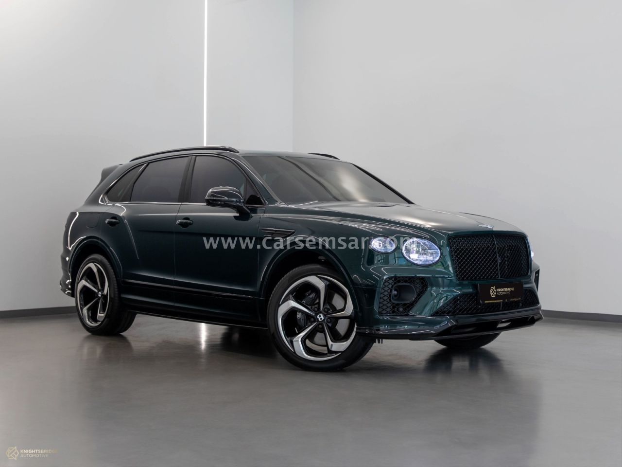 Bentley Bentayga 2022 — CarSemsar