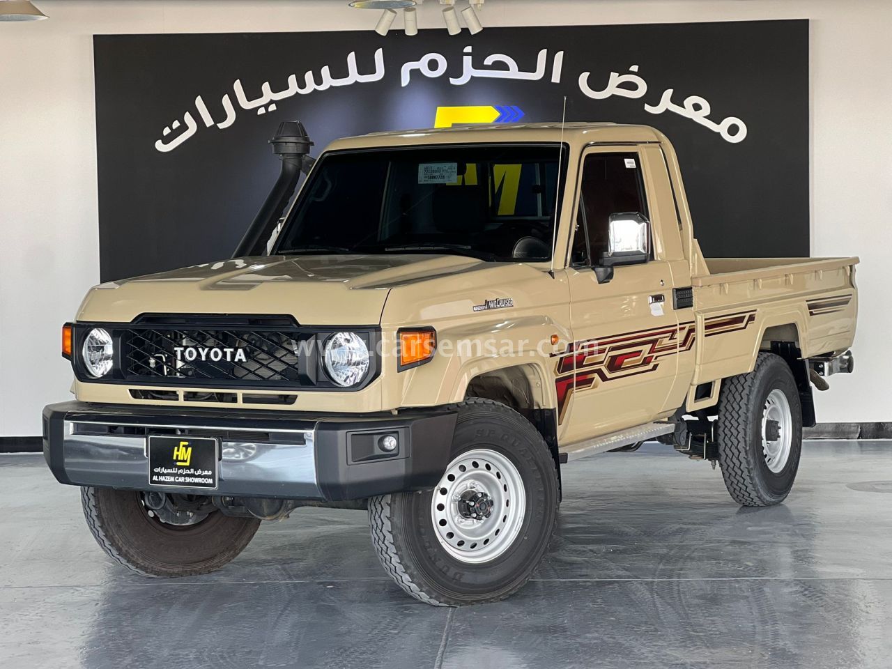 Toyota Land Cruiser Pickup 2025 — CarSemsar