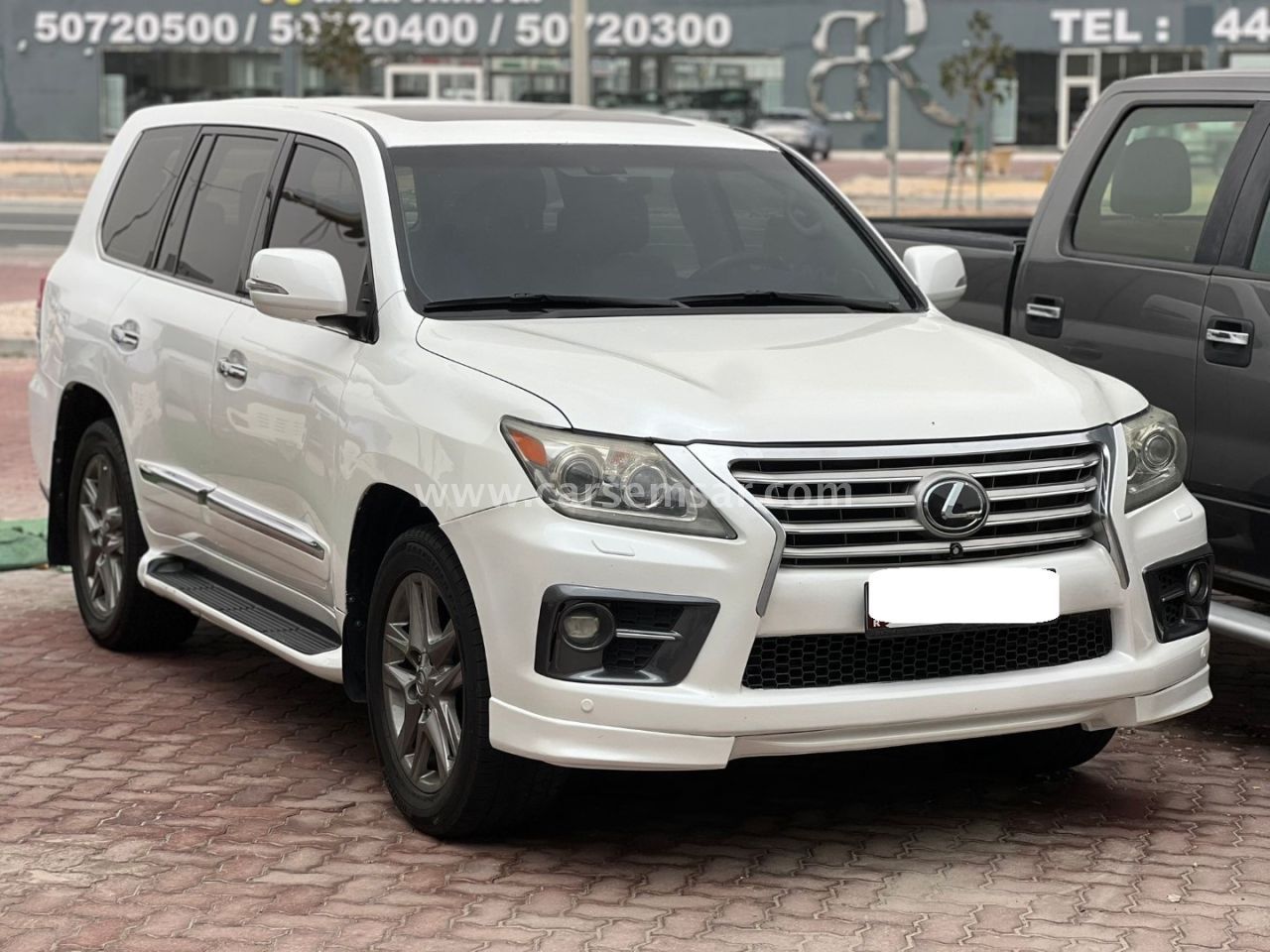 Lexus LX 570 2014 — CarSemsar