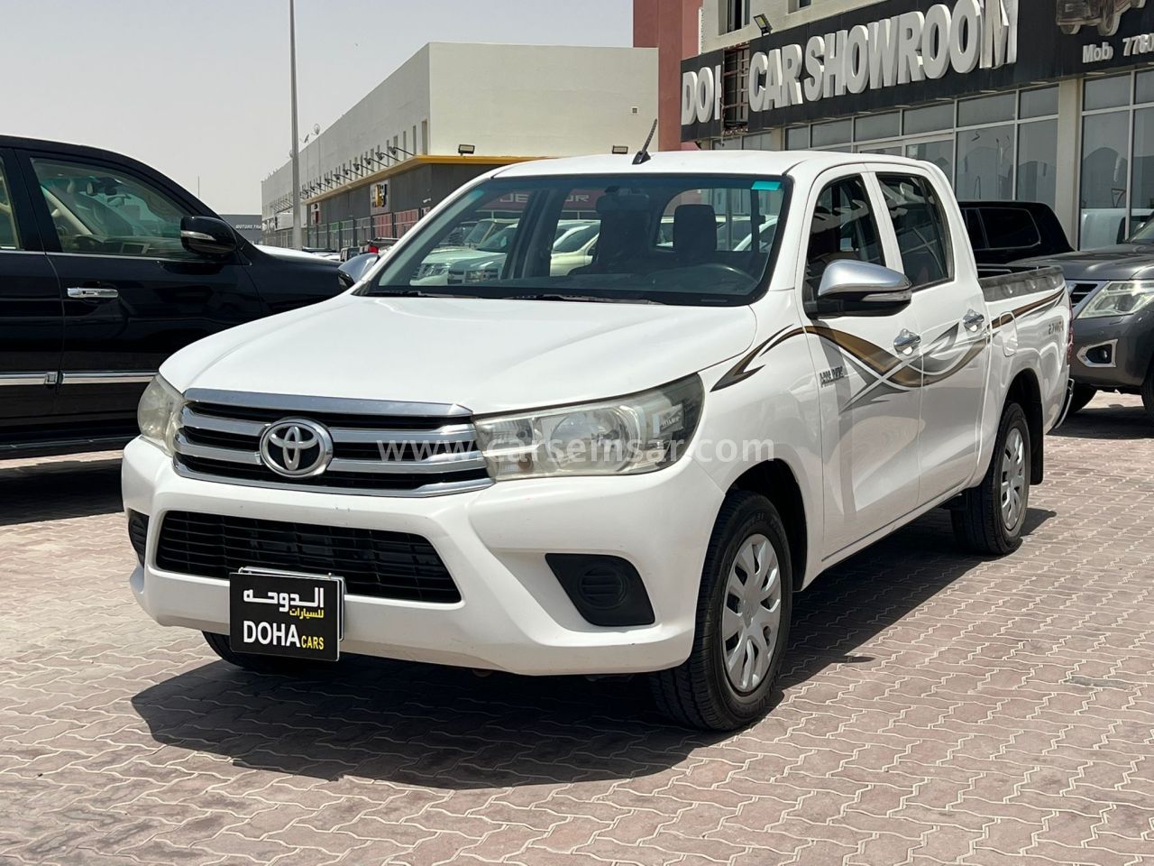 Toyota Hilux 2016 — CarSemsar
