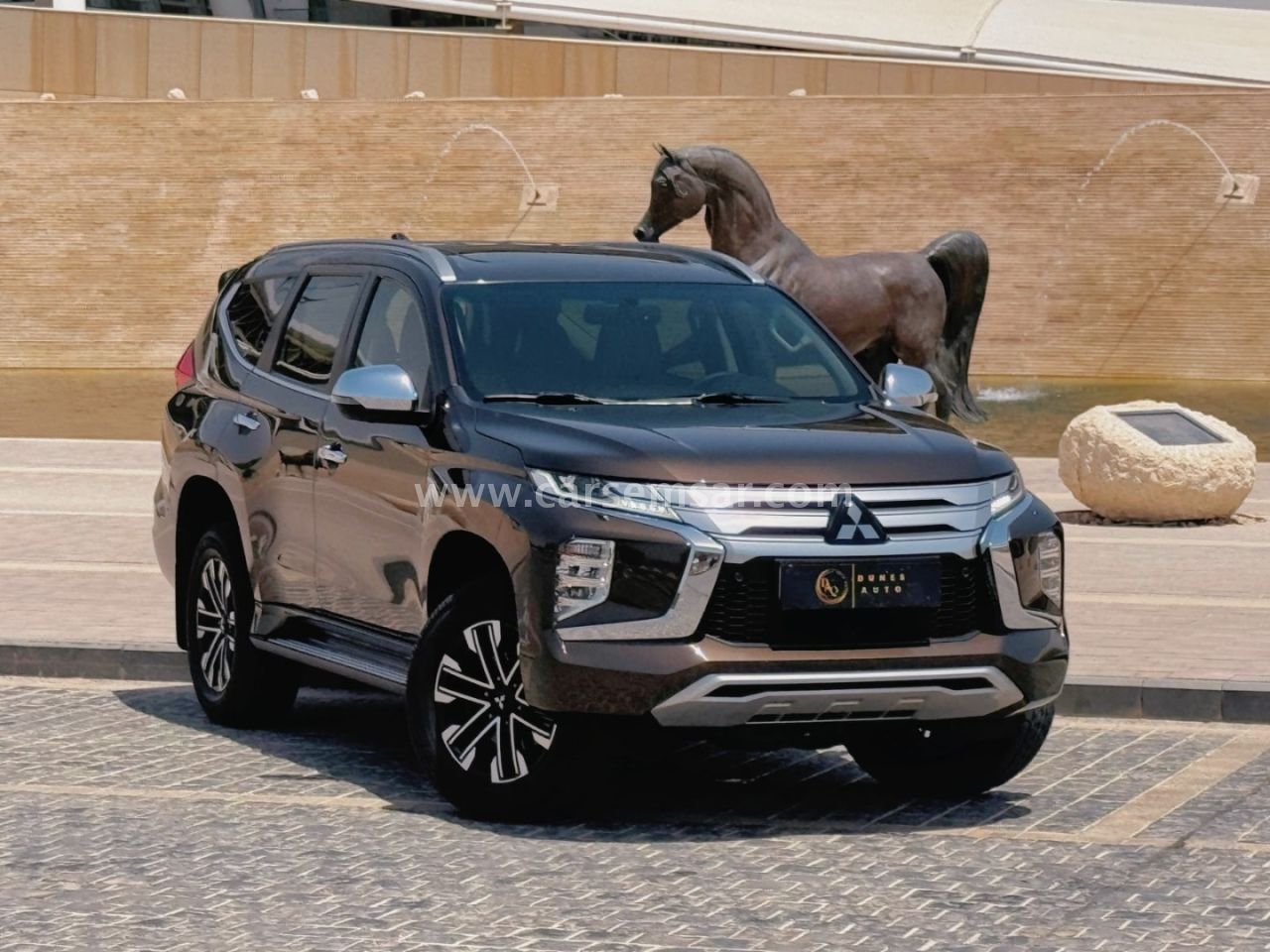 Mitsubishi Montero Sport 2023 — CarSemsar