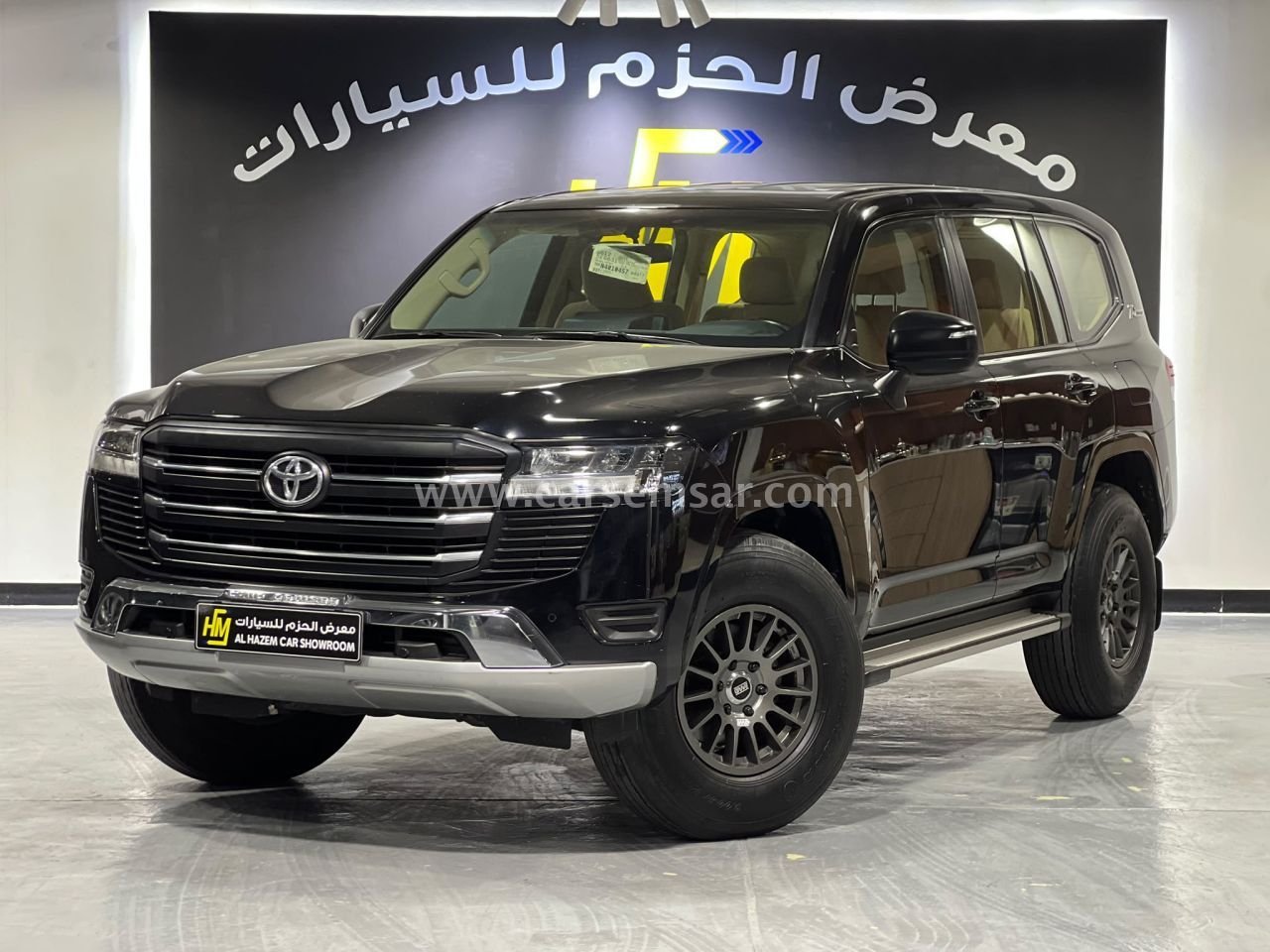 Toyota Land Cruiser GX 2022 — CarSemsar