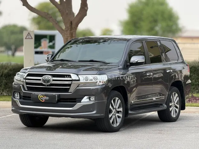 Toyota Land Cruiser VXR 2019