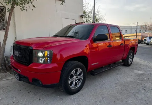 GMC Sierra 2011 — MzadQatar