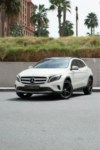 Mercedes-Benz GLA 2017 — MzadQatar