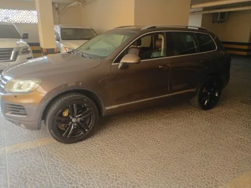 Volkswagen Touareg 2011 — MzadQatar