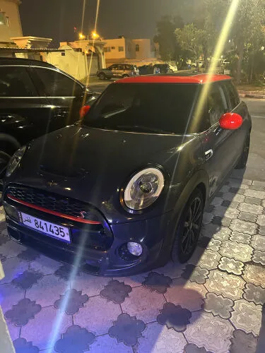 Mini Cooper 2018 — MzadQatar