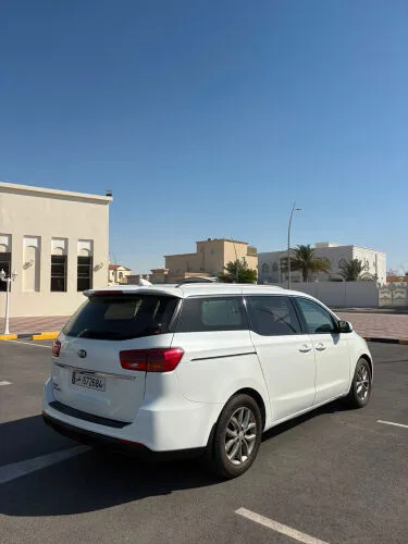 Kia Carnival 2019 — MzadQatar