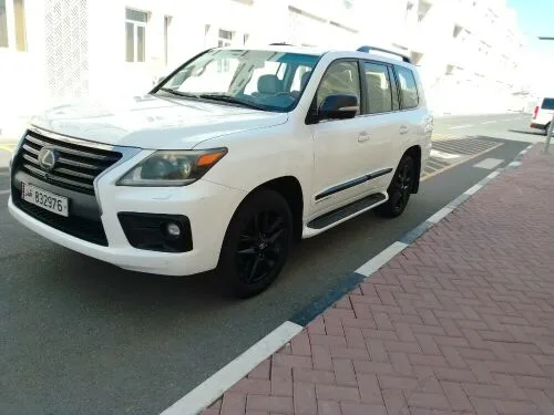 Lexus LX 2014 — MzadQatar